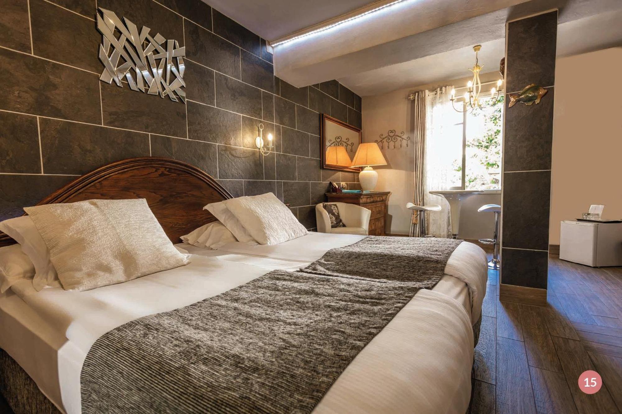 Hotel La Casa Pairal Коллиур Экстерьер фото
