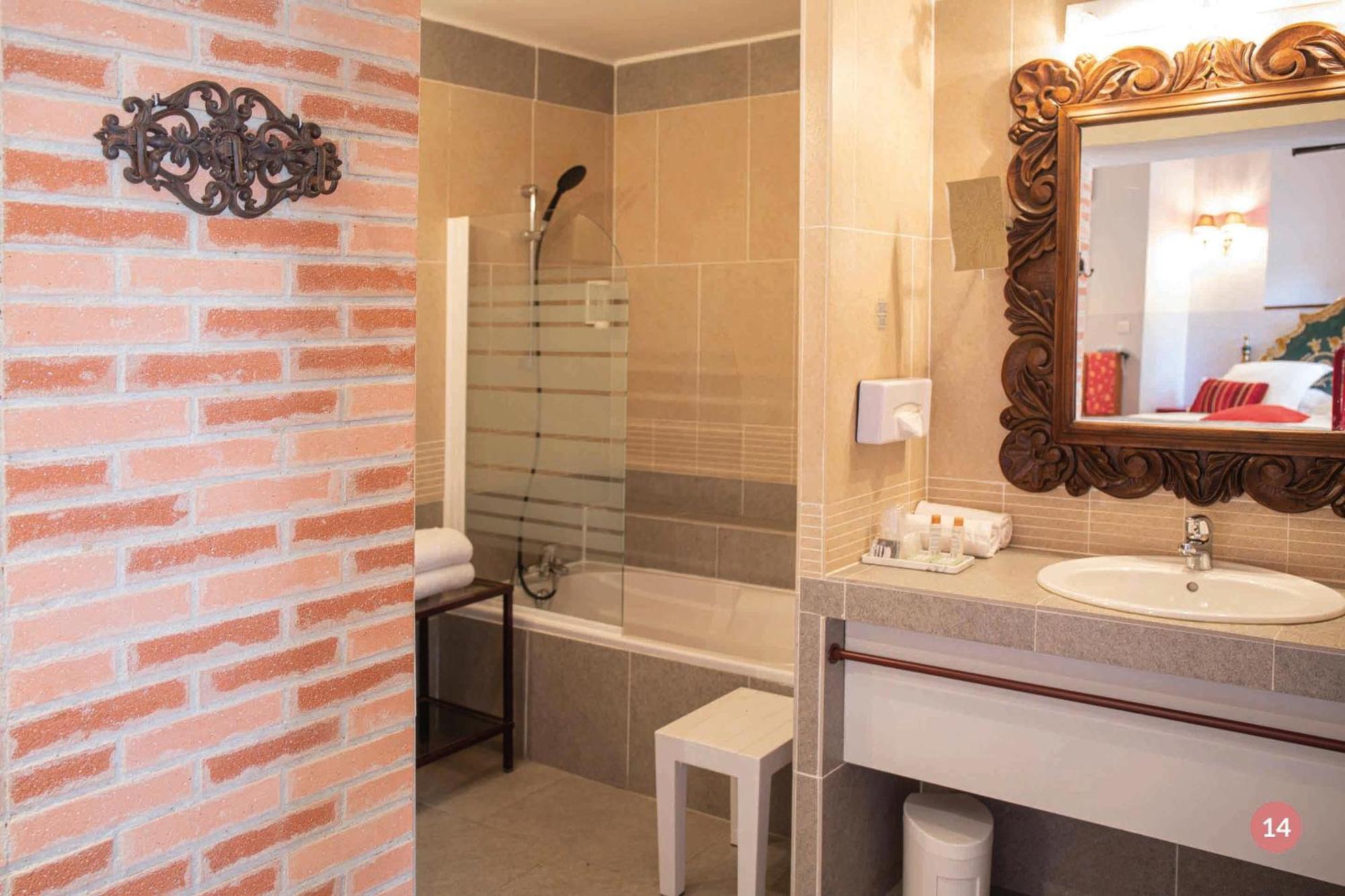 Hotel La Casa Pairal Коллиур Экстерьер фото